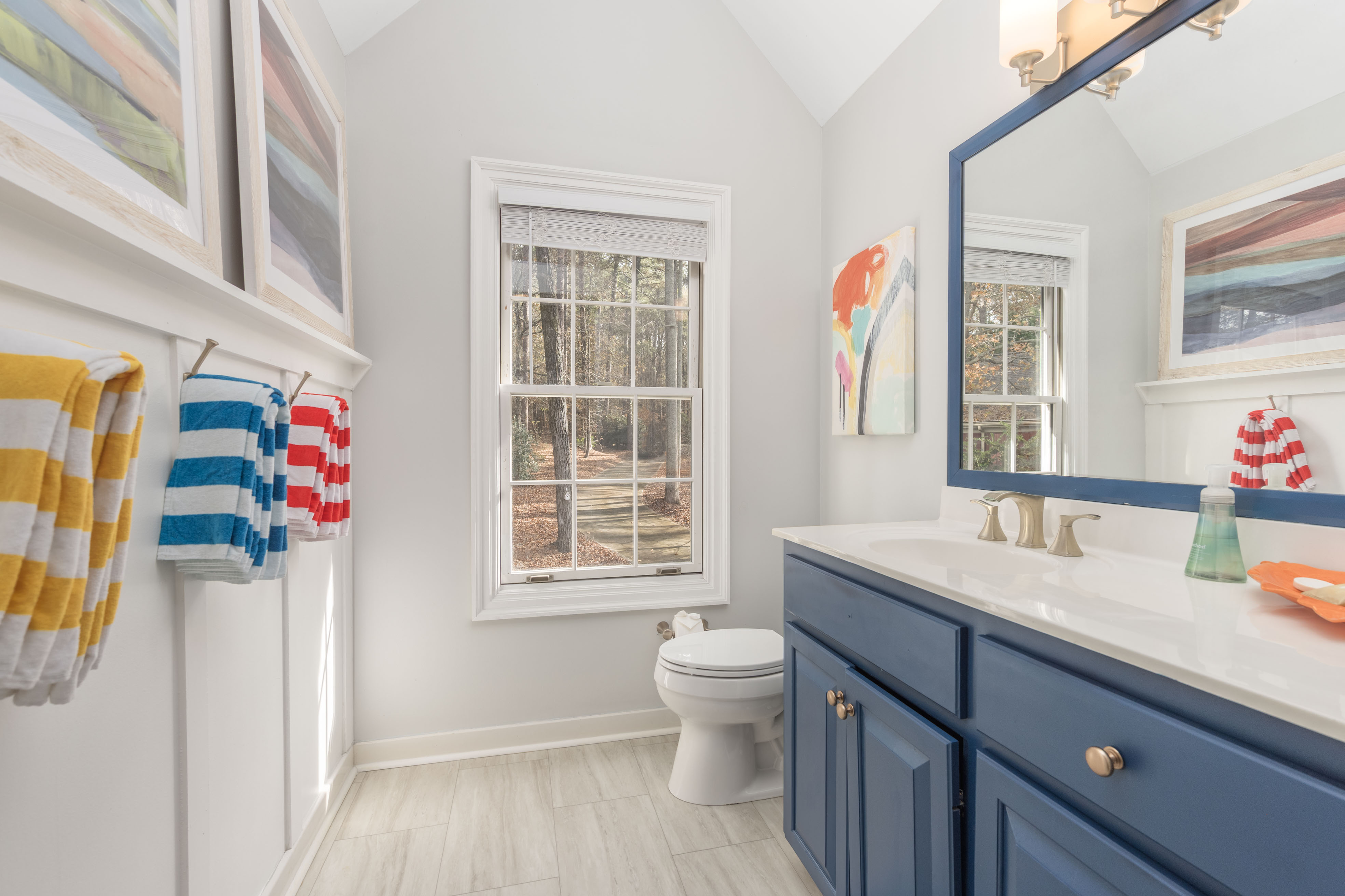 1571 Snug Harbor Drive image 24